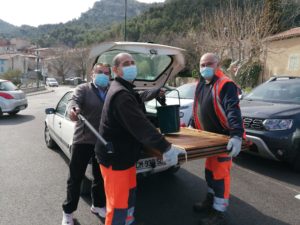 Mairie Saint-Savournin distribution composteurs