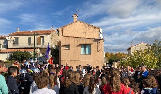 Mairie Saint-Savournin commémoration 11 nov 2021 chorale des enfants