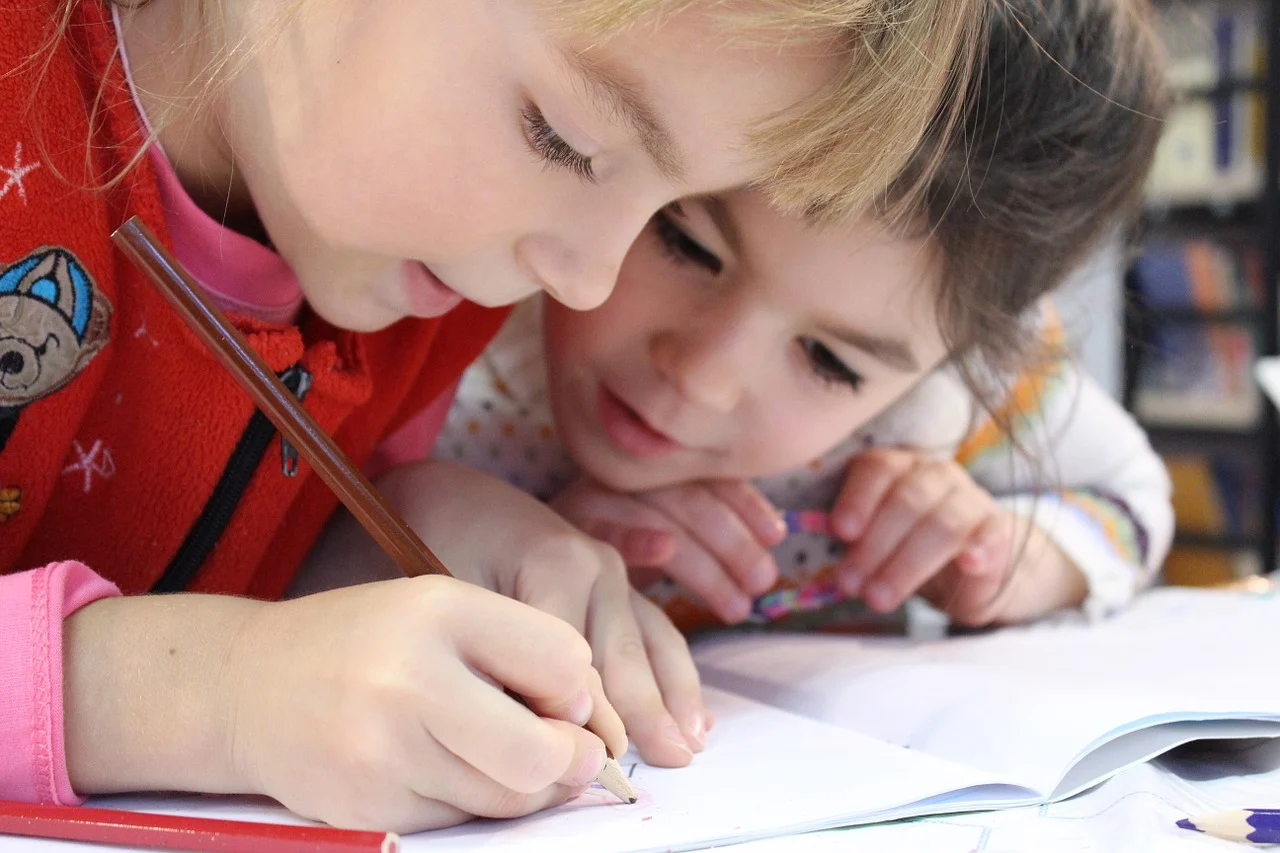 Mairie Saint-Savournin recrutement animateur bafa et agent polyvalent périscolaire